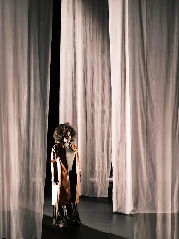 Couverture – Maison Chaos